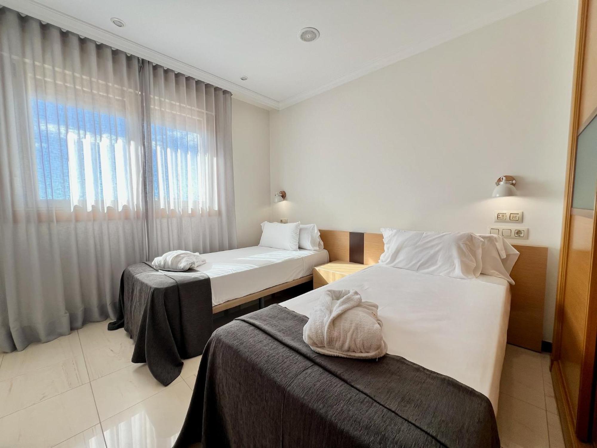 Apartamentos Mediterraneo Real Fuengirola Luaran gambar